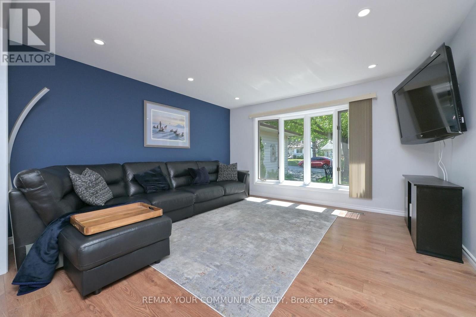 76 TECUMSETH PINES DRIVE - Image 9