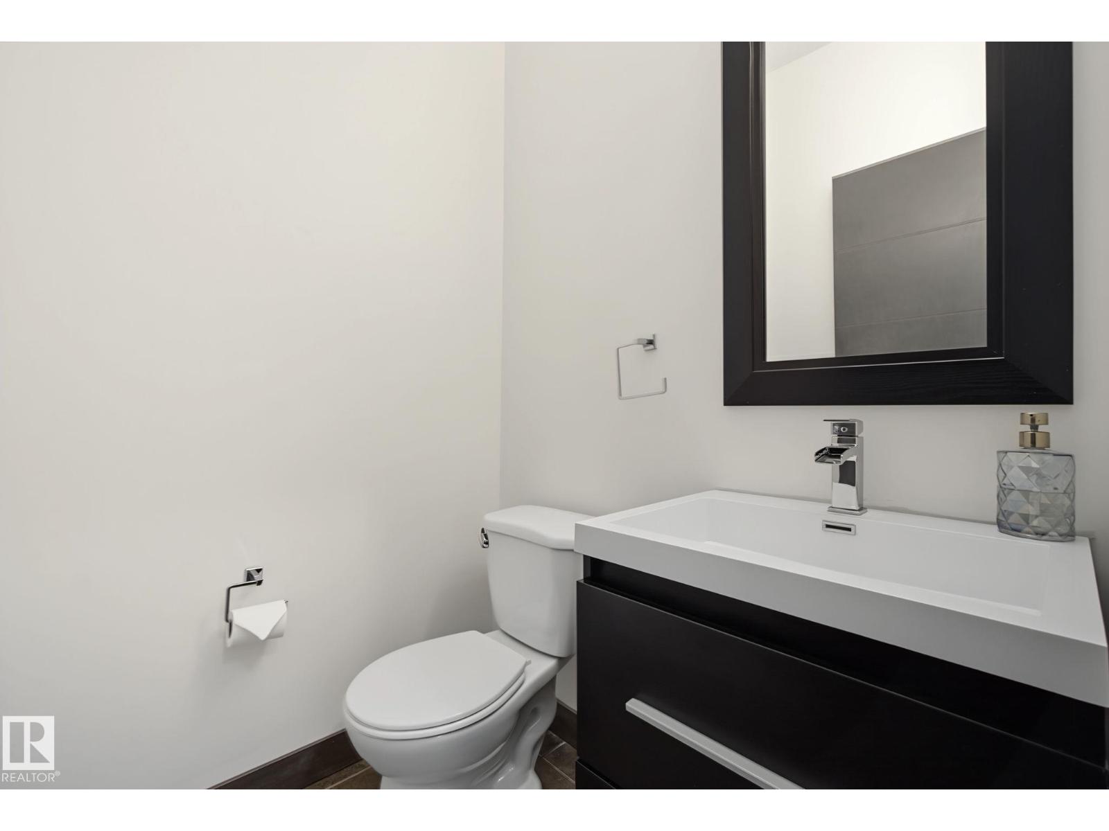29 HUDSON CV - Image 19