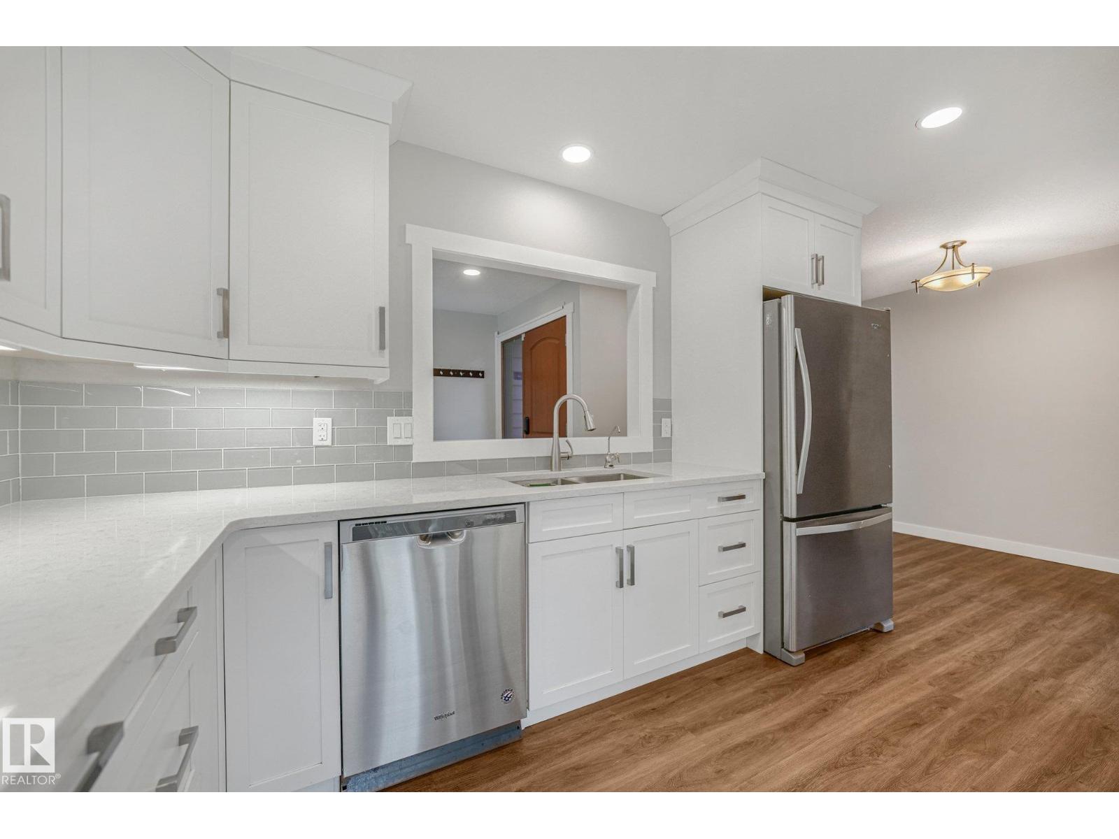 #382 51112 RGE ROAD 222 - 21