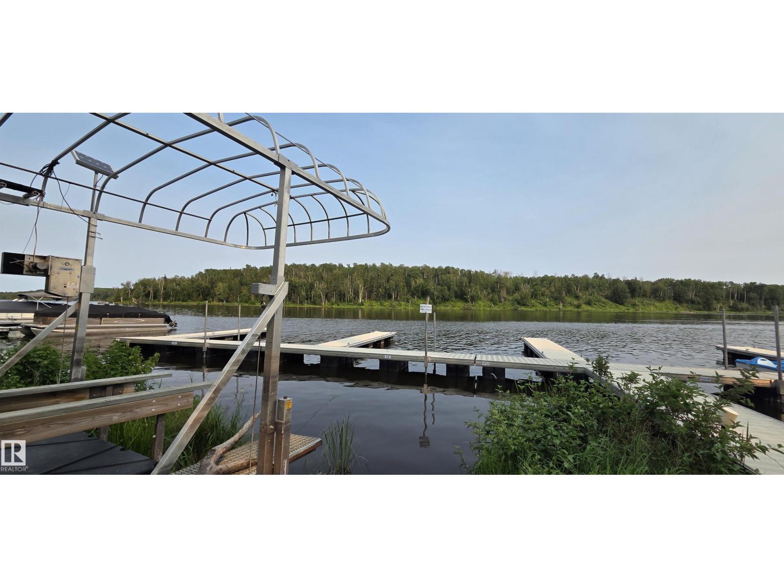 280A Lyn Lane (Amisk Lake) - Image 32