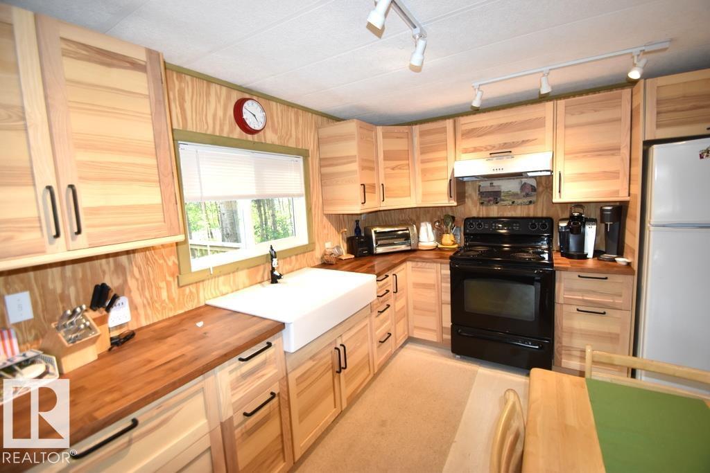 280A Lyn Lane (Amisk Lake) - Image 5