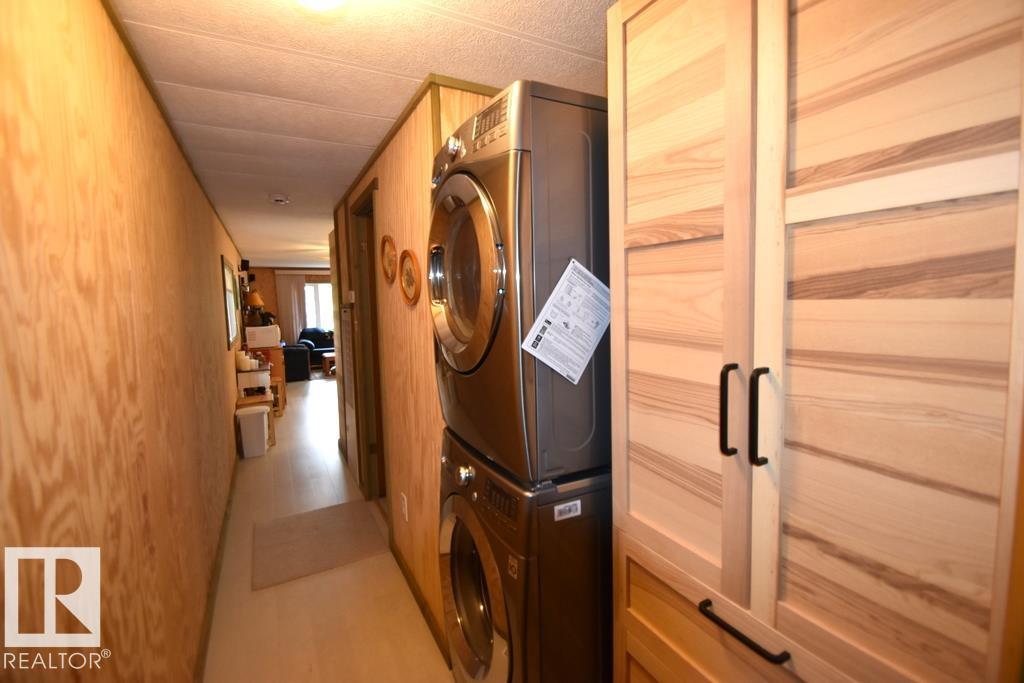 280A Lyn Lane (Amisk Lake) - Image 9