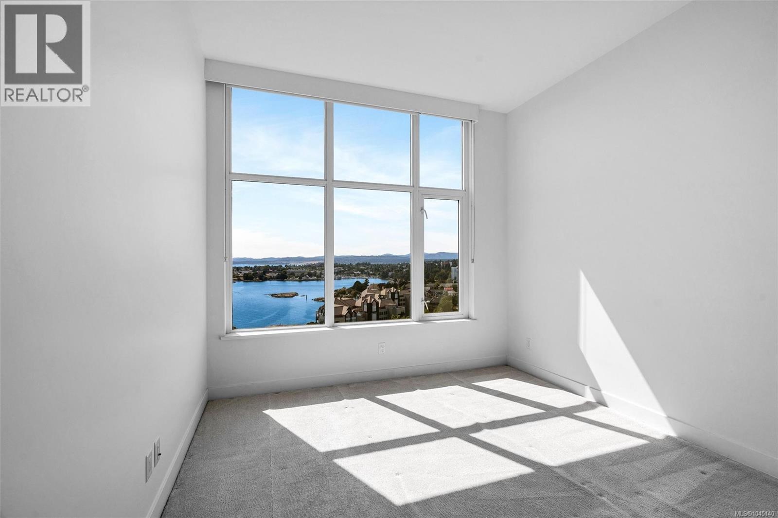 #1302 60 Saghalie Rd - 15