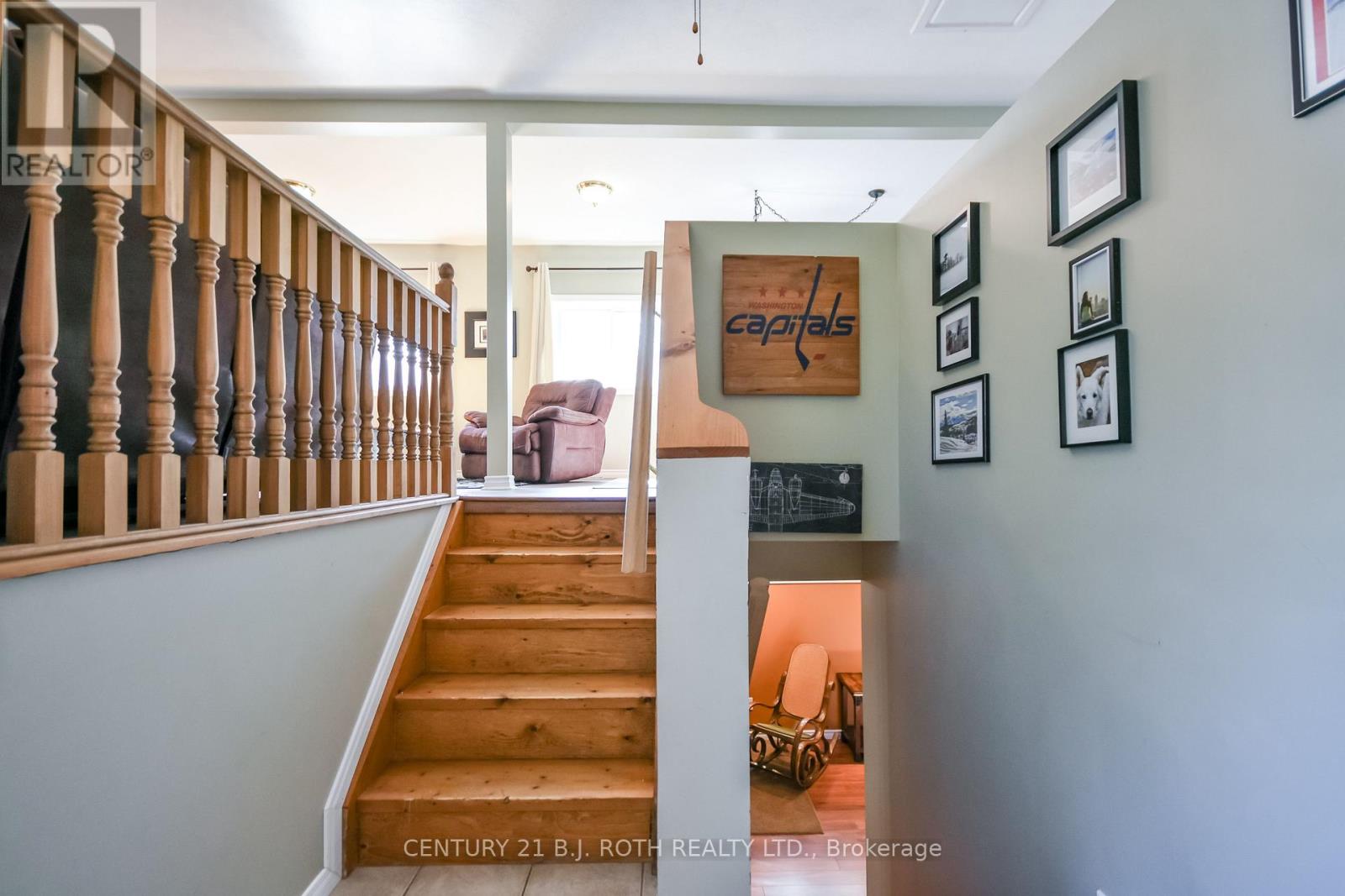3448 CORONATION AVENUE - Image 21