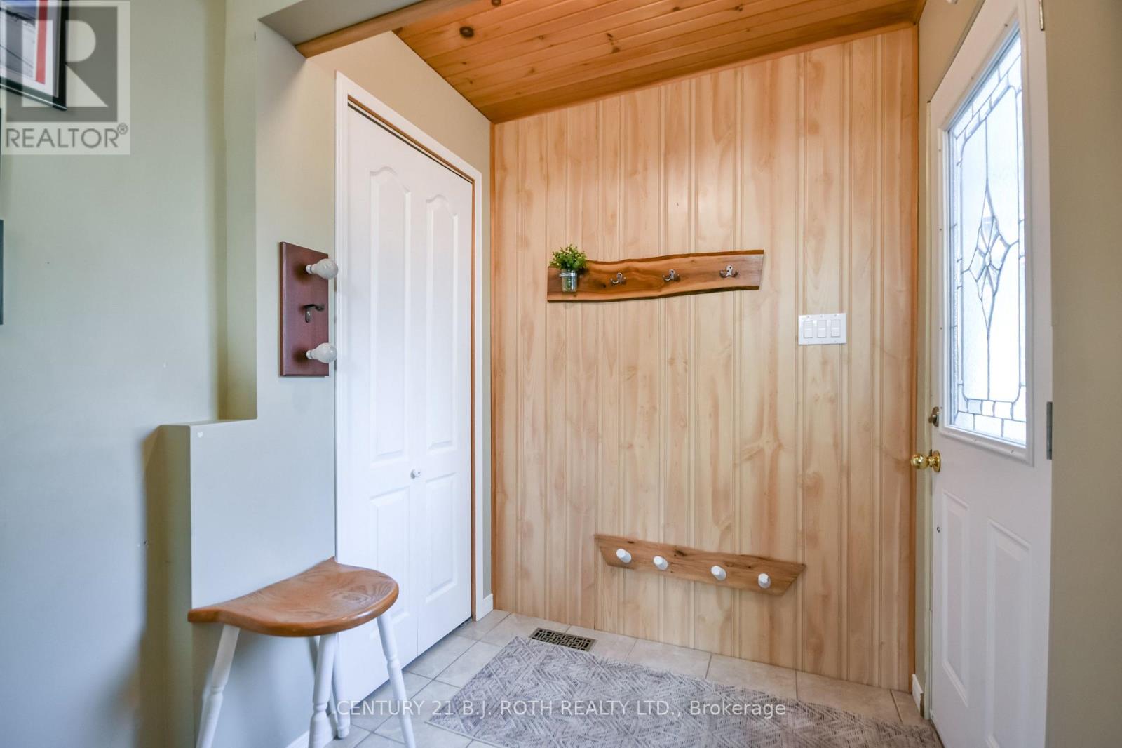 3448 CORONATION AVENUE - Image 5