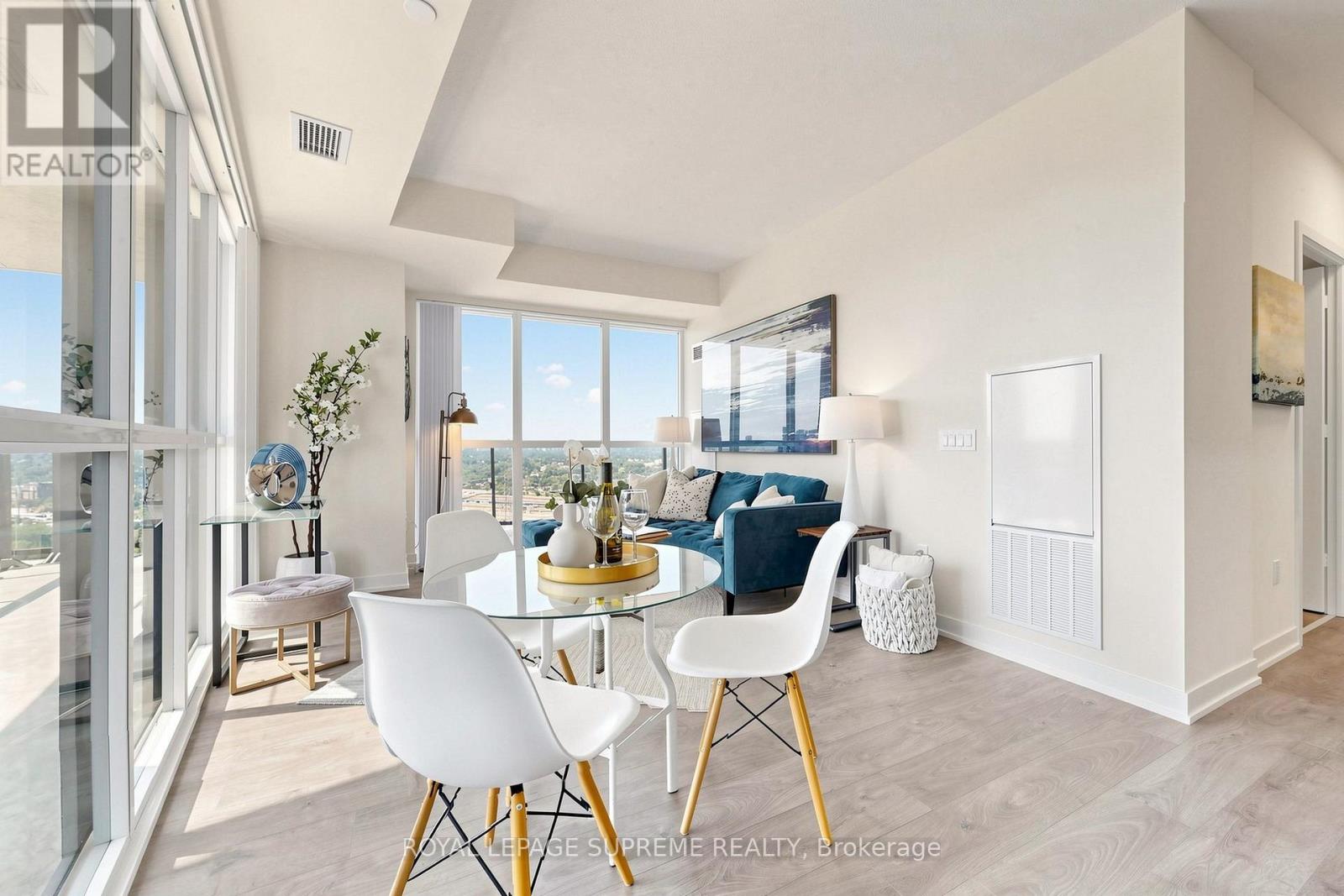 #2708 38 ANNIE CRAIG DRIVE - 13