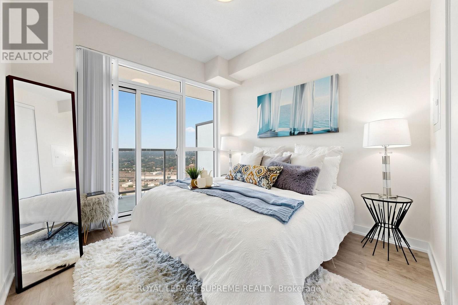 #2708 38 ANNIE CRAIG DRIVE - 15