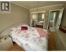 Primary Bedroom - 60 32nd Avenue, Edmundston, NB E3V2S2 Photo 9