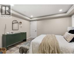 Bedroom - 220 Sierra Road Sw, Medicine Hat, AB T1B4Y6 Photo 15