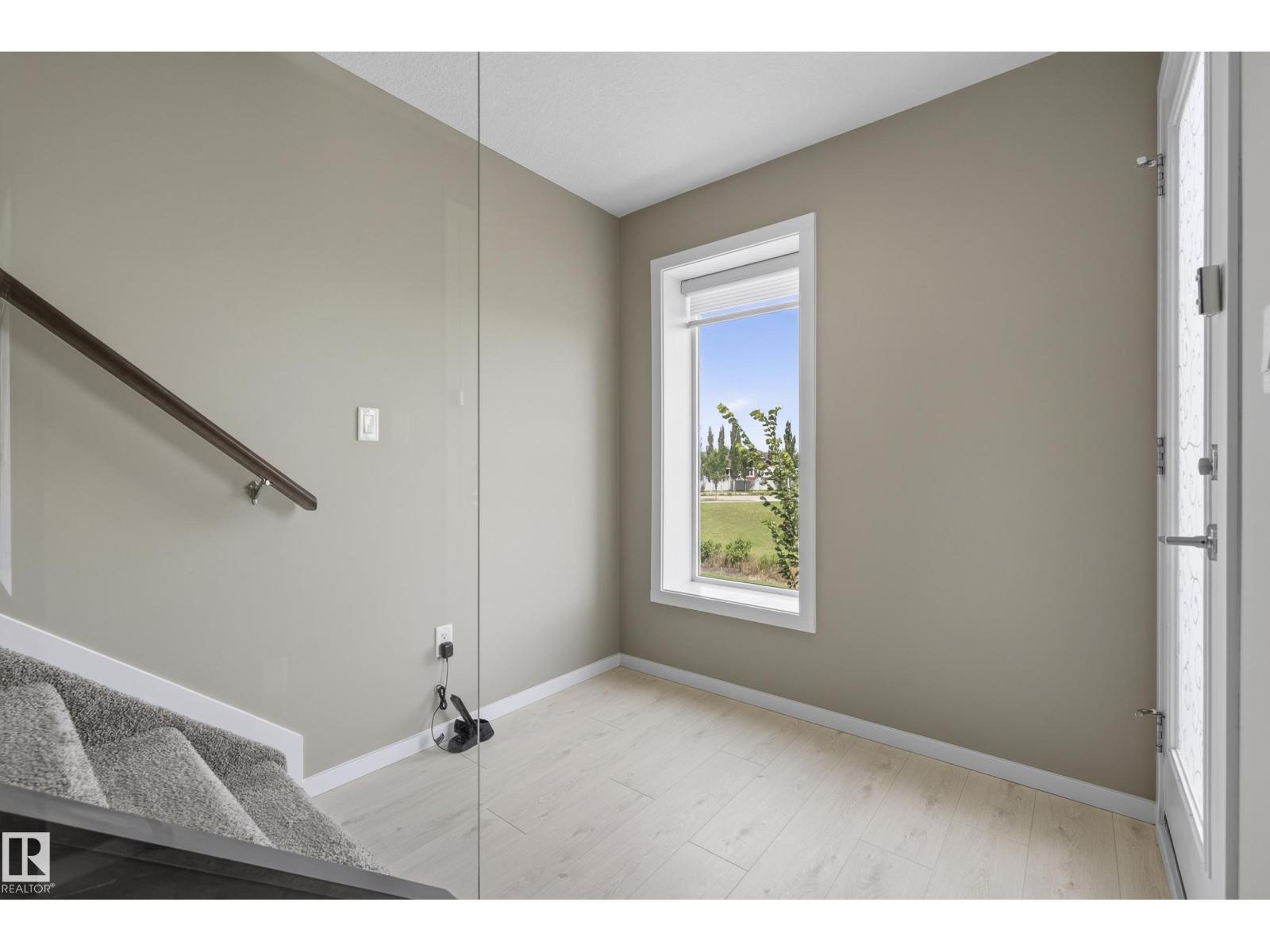 #10 1075 ROSENTHAL BV NW - Image 26