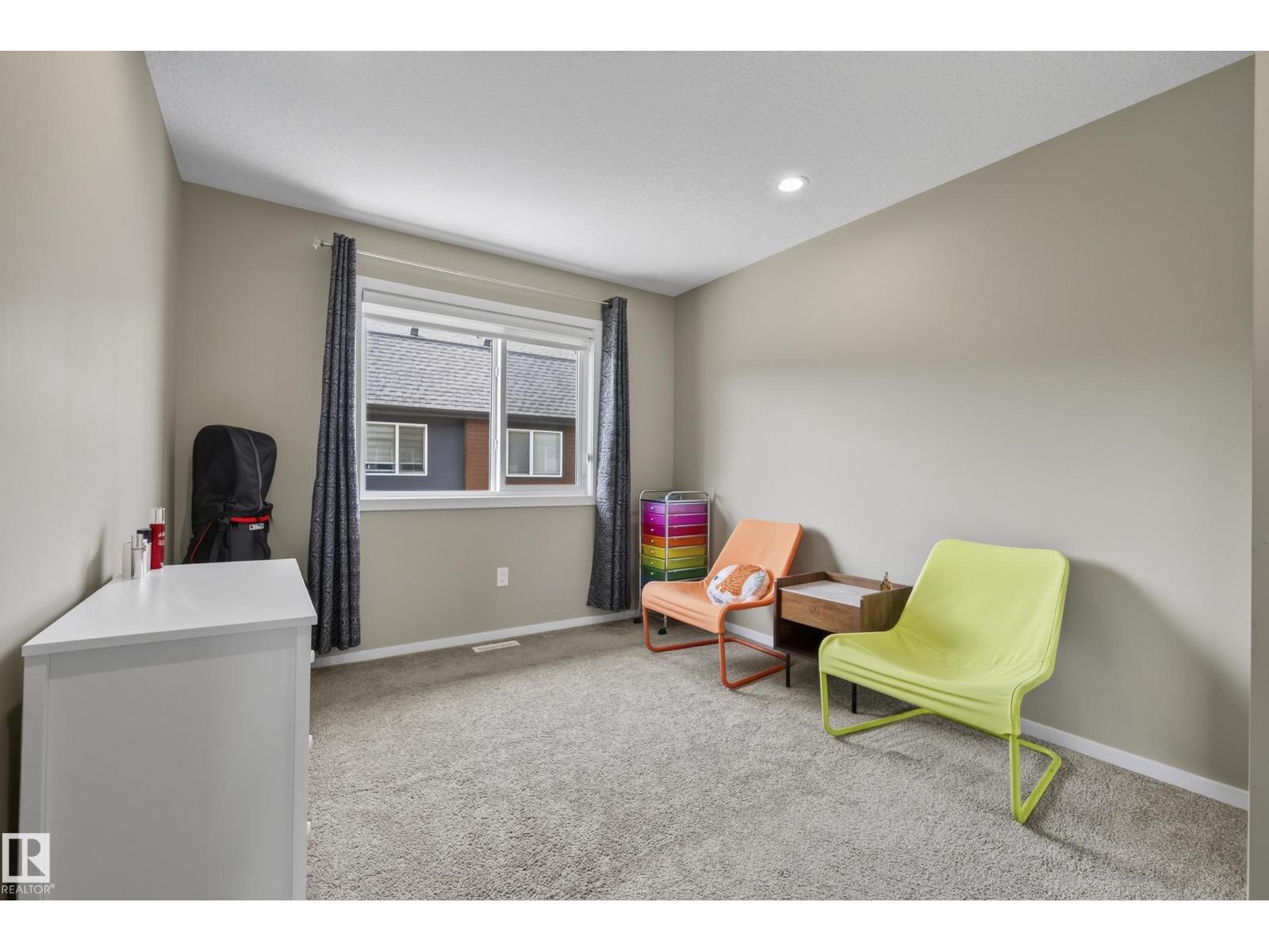 #10 1075 ROSENTHAL BV NW - Image 39