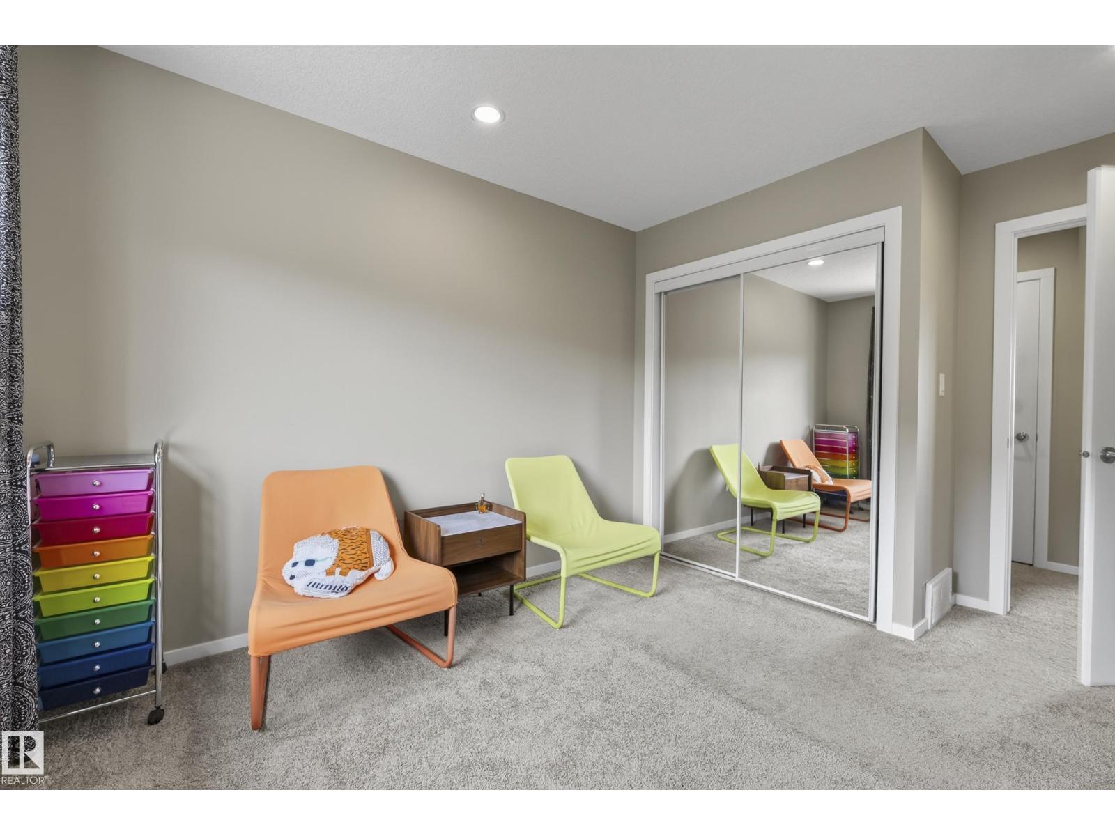 #10 1075 ROSENTHAL BV NW - Image 40