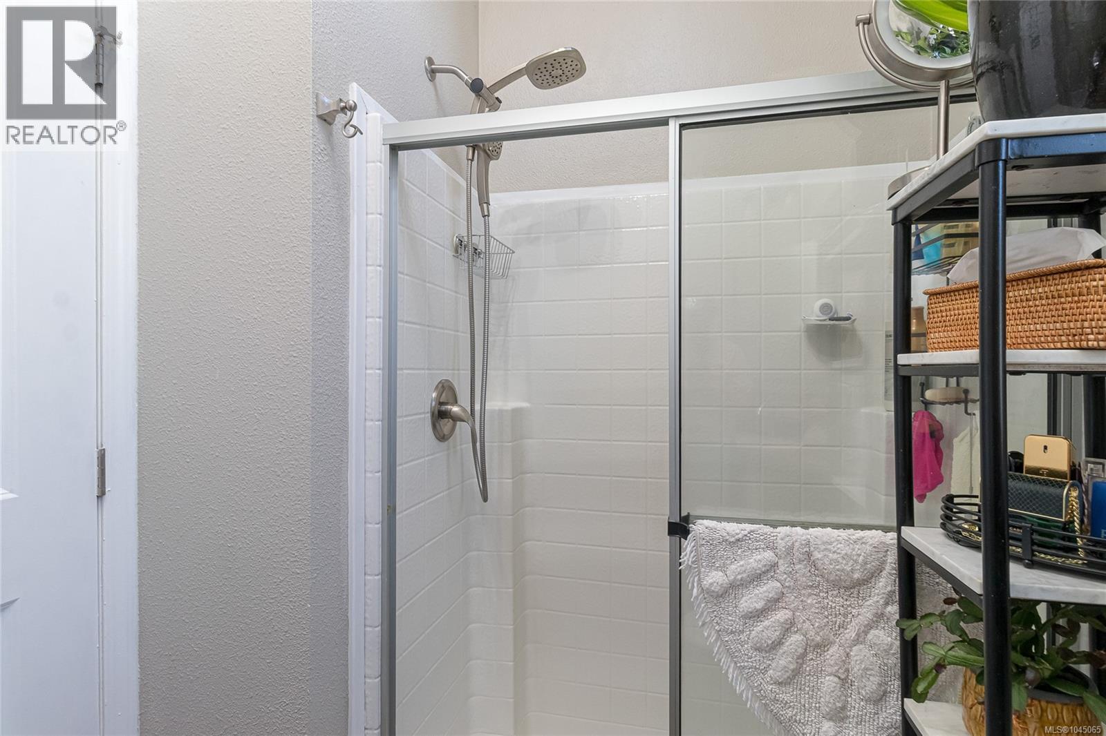 103 3042 River Rd, Chemainus