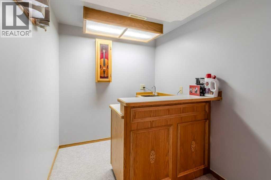 4732 48 Street - Image 27