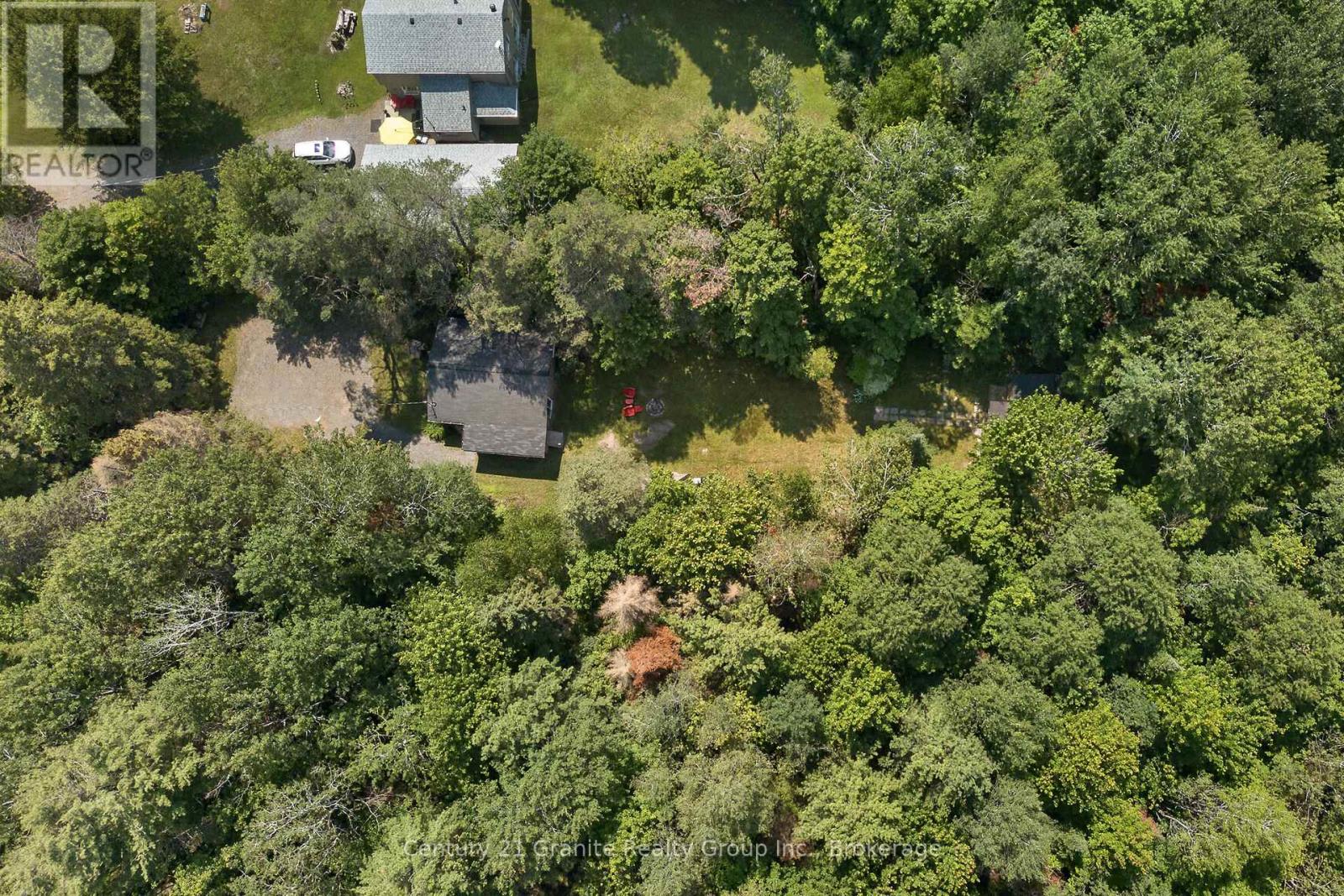 1880 BLAIRHAMPTON ROAD E - 46