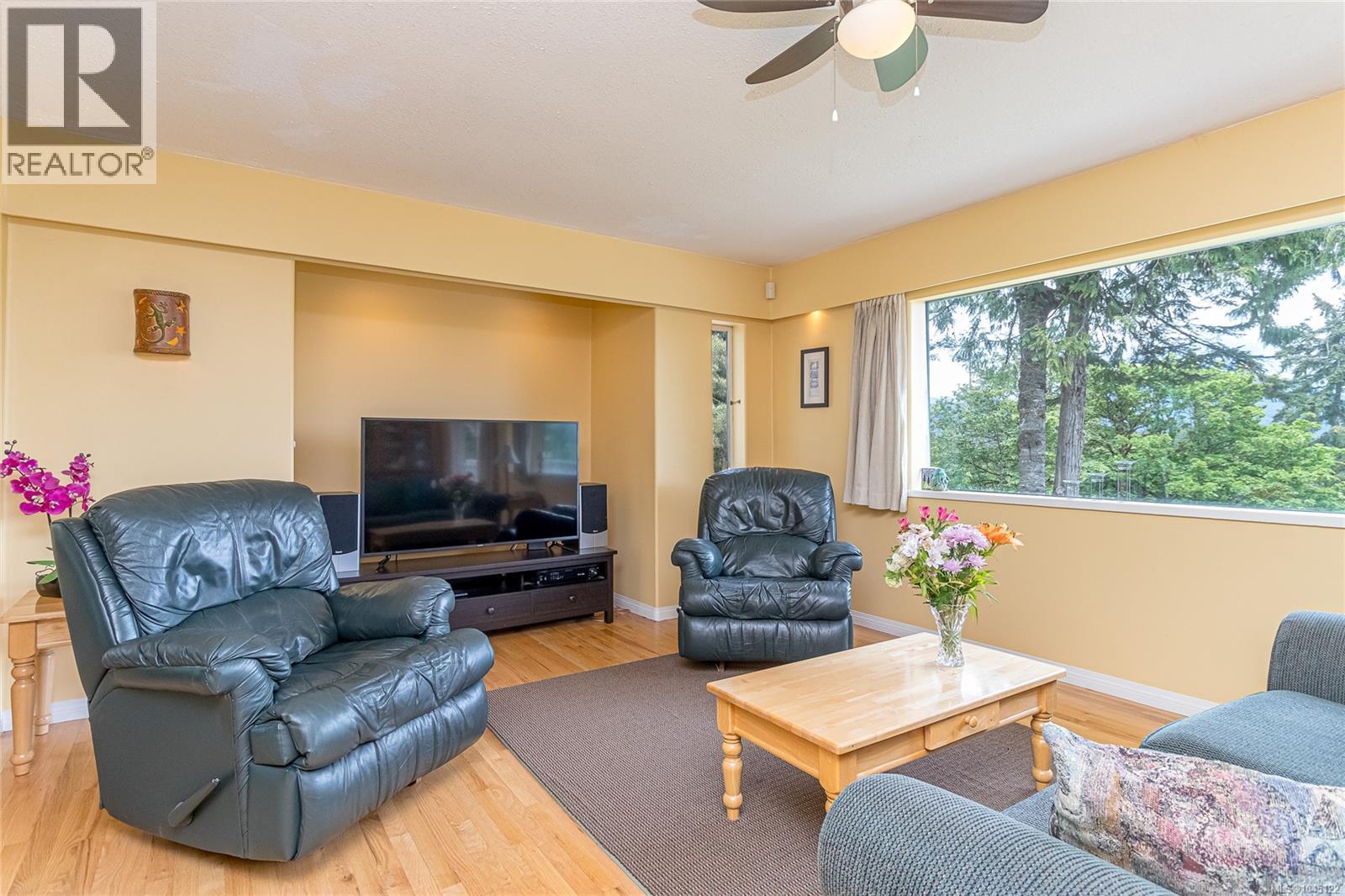 4041 Cambrai Rd - 9