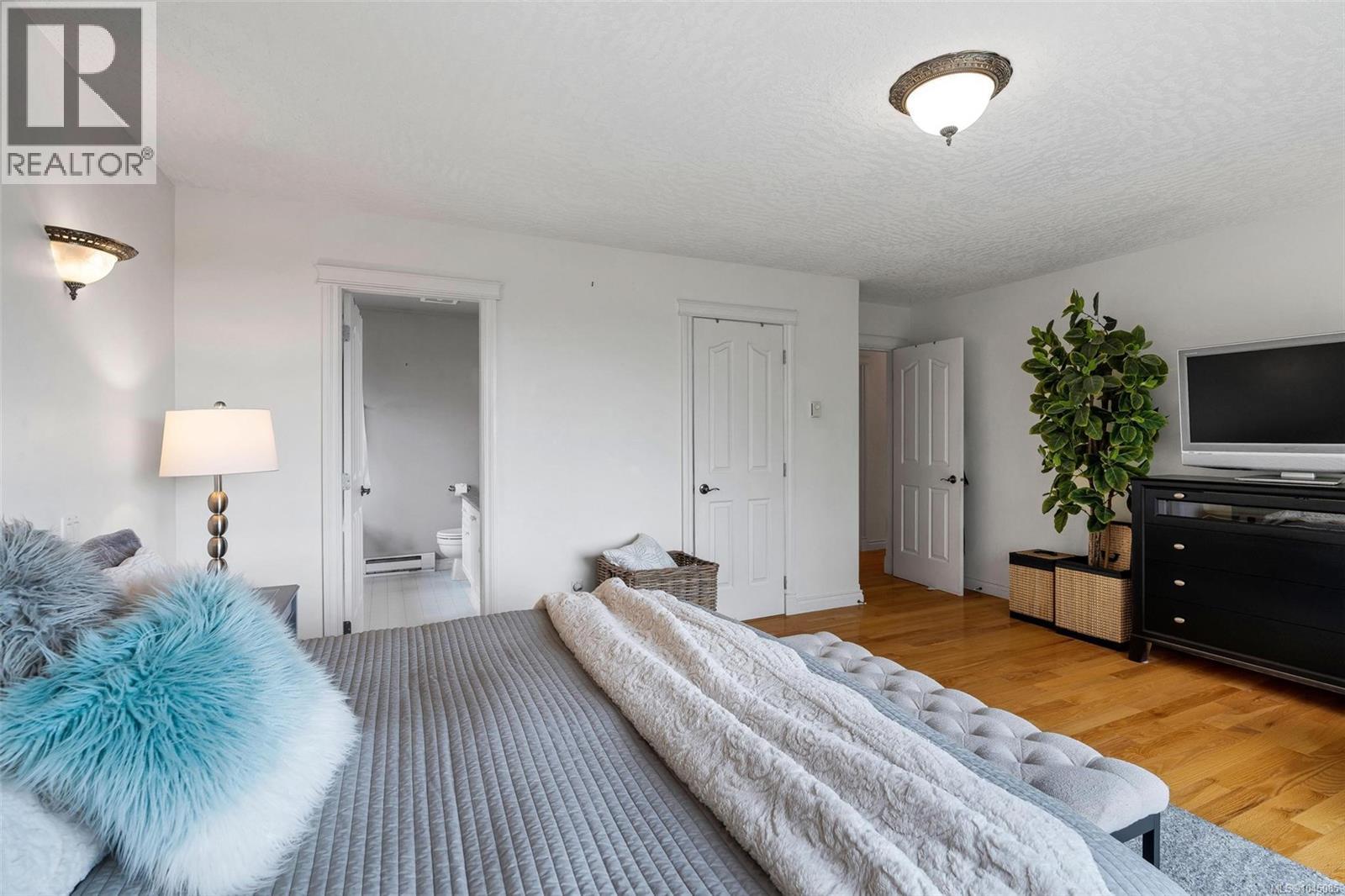 3549 Sun Estate - 14