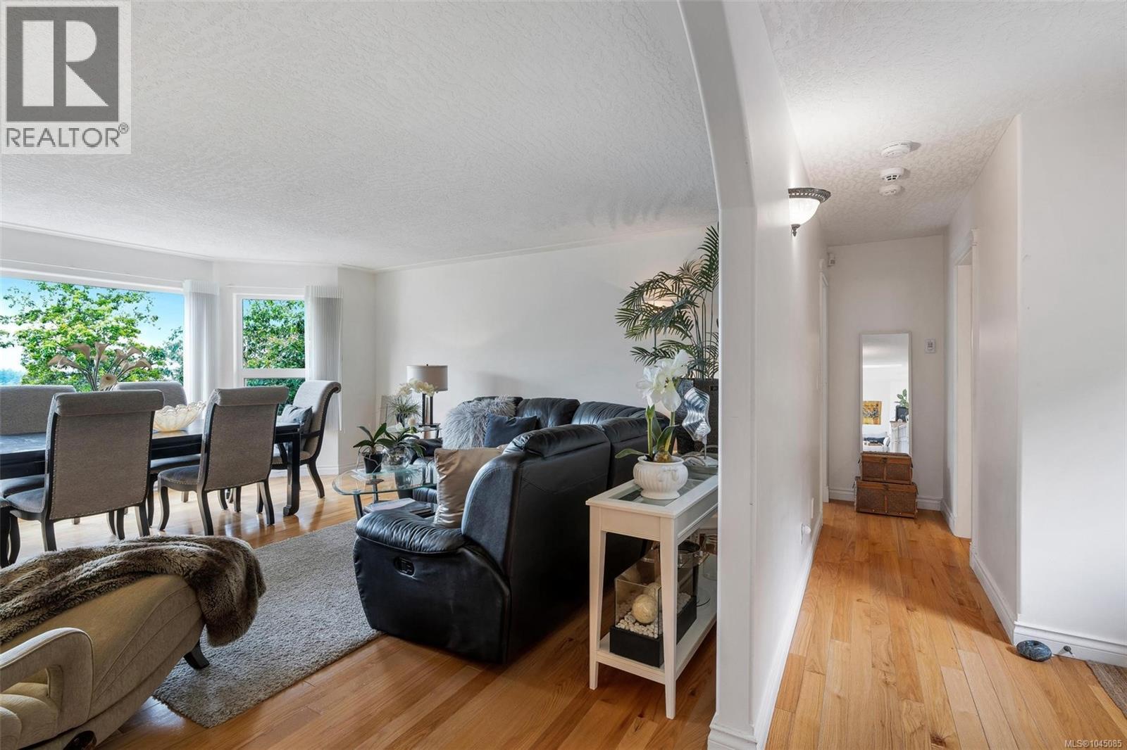3549 Sun Estate - 17