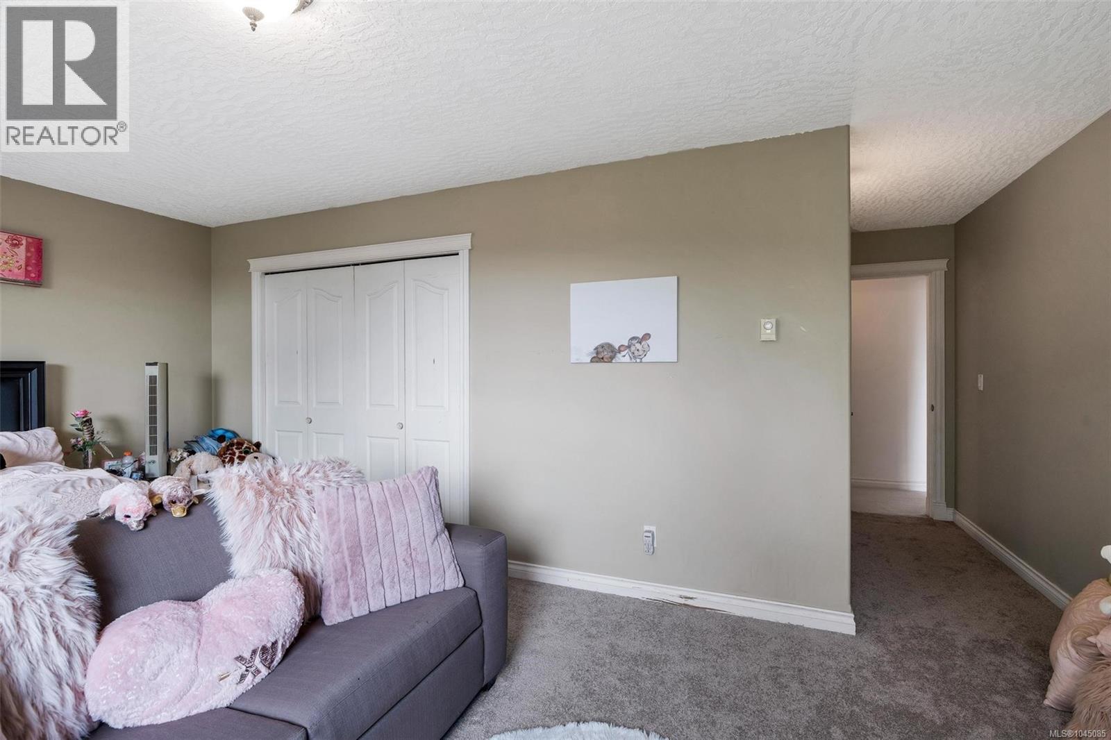 3549 Sun Estate - 34