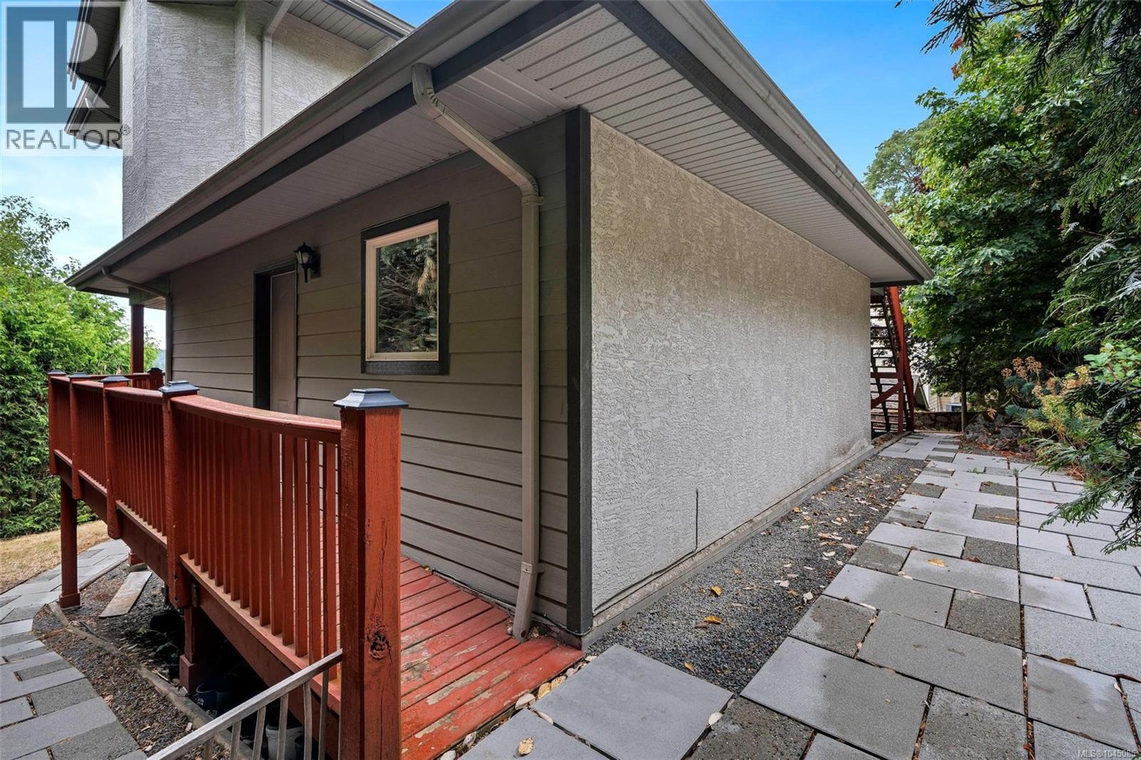 3549 Sun Estate - Image 44