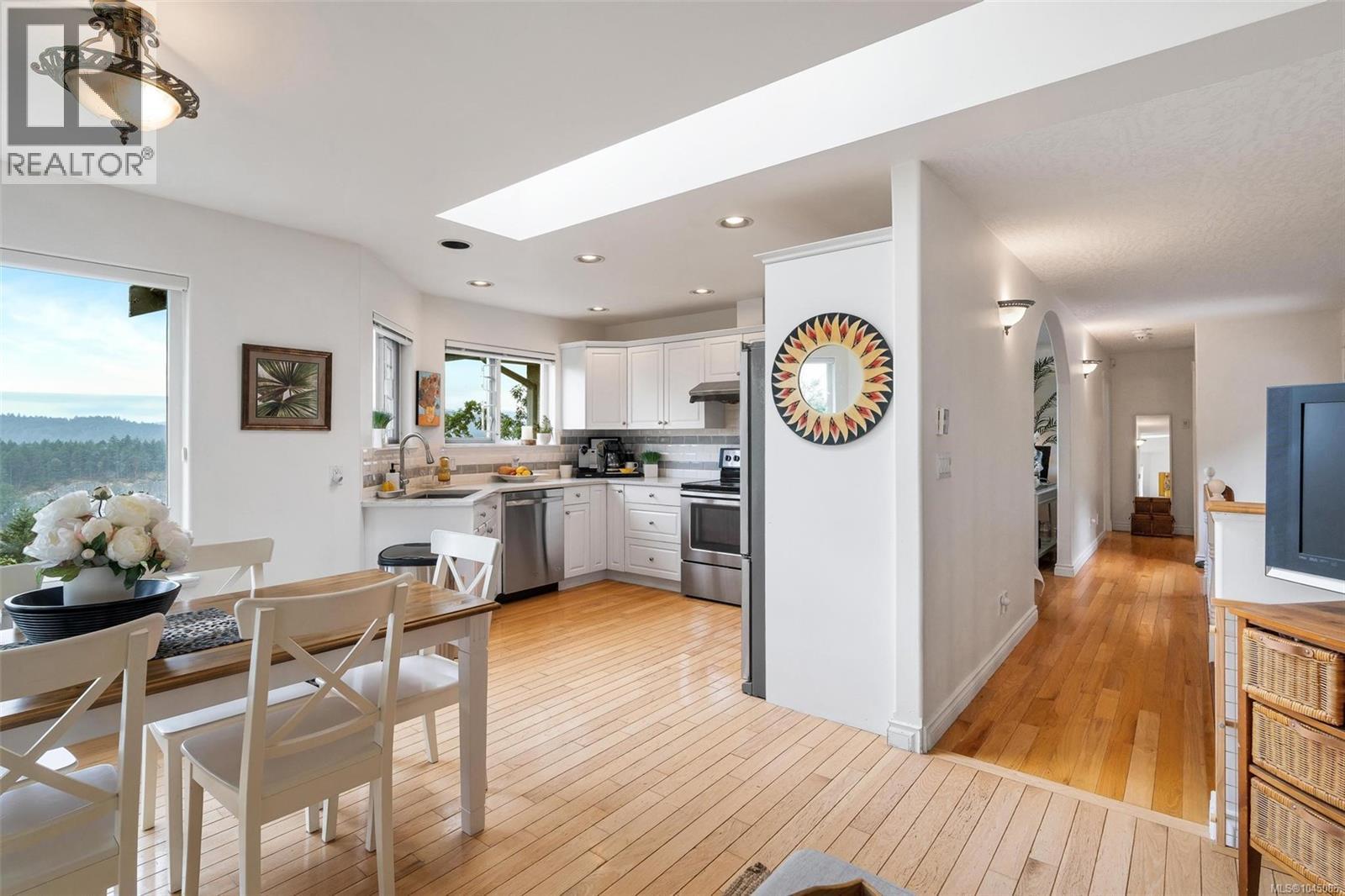 3549 Sun Estate - 6