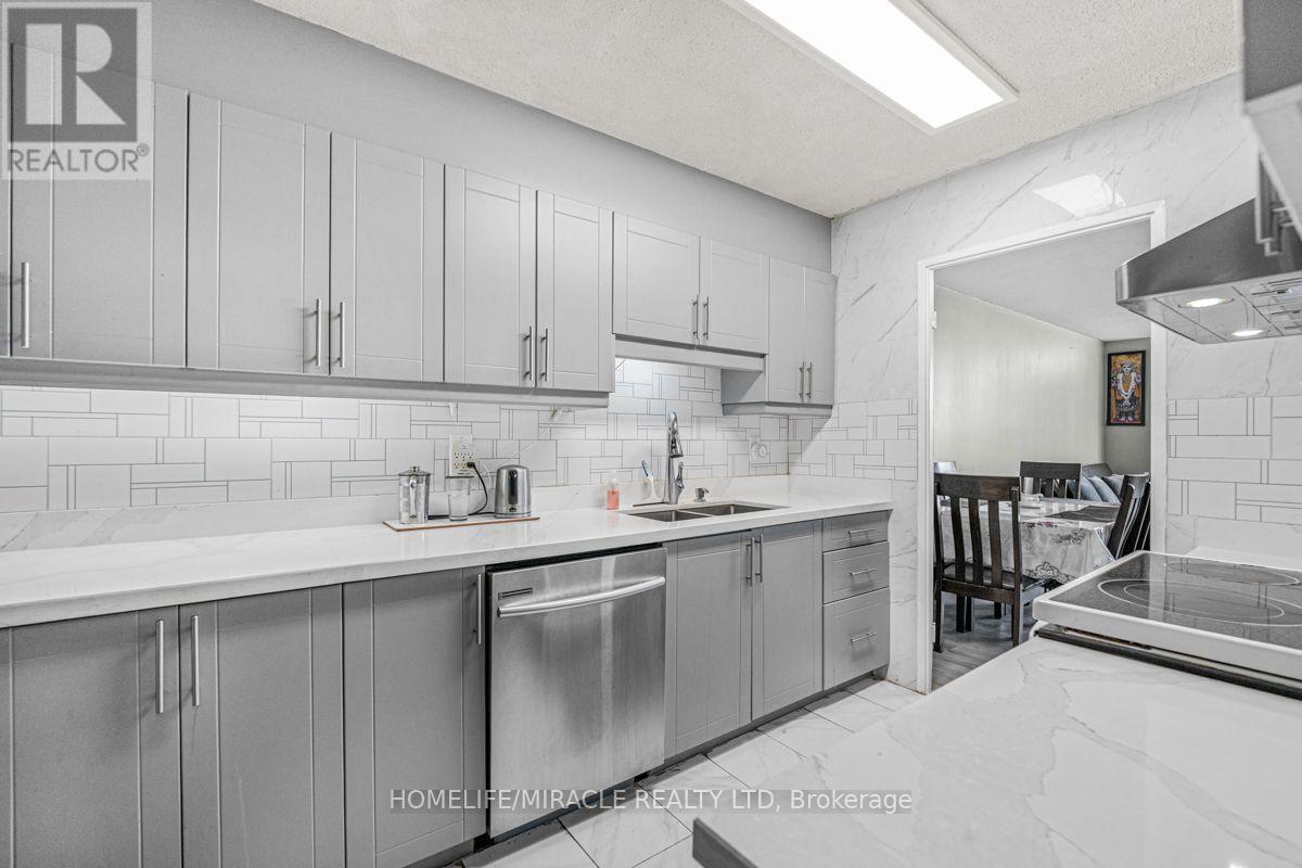 #903 40 PANORAMA COURT - Image 17