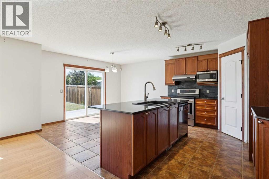 172 Kincora Drive NW - Image 13