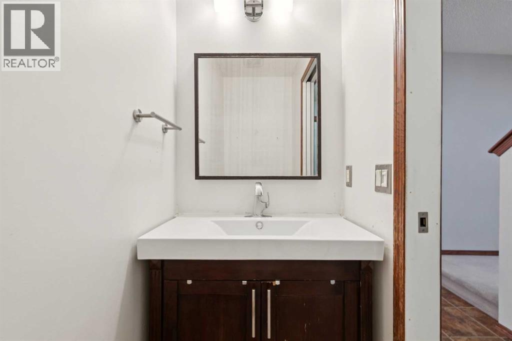 172 Kincora Drive NW - Image 23