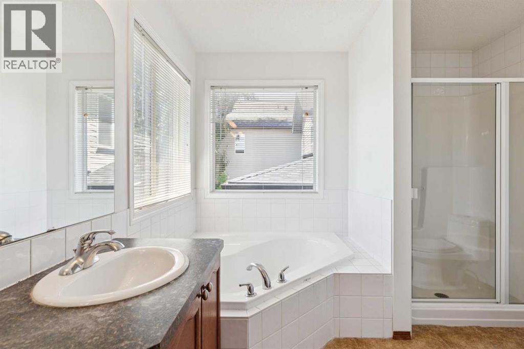 172 Kincora Drive NW - Image 36
