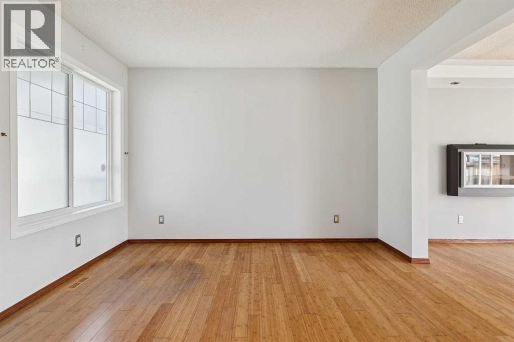 172 Kincora Drive NW - Image 7