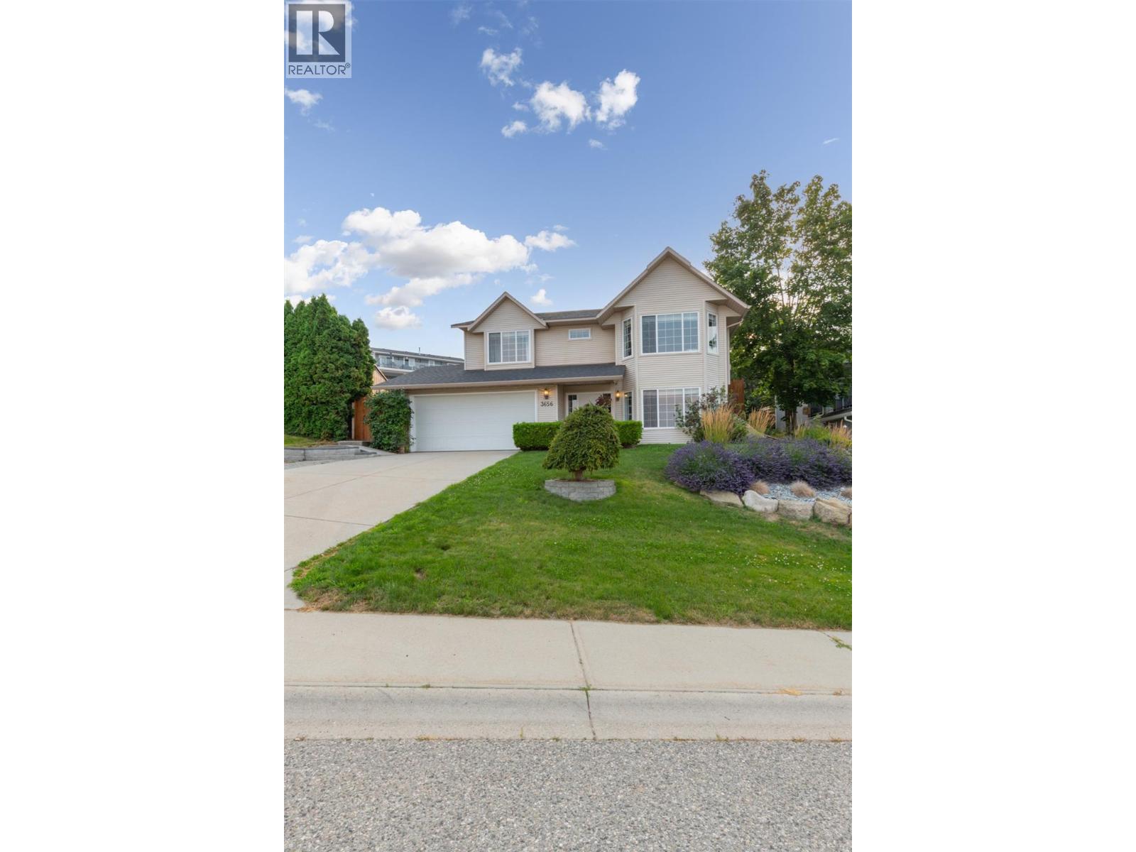  3656 Walnut Glen Drive, West Kelowna