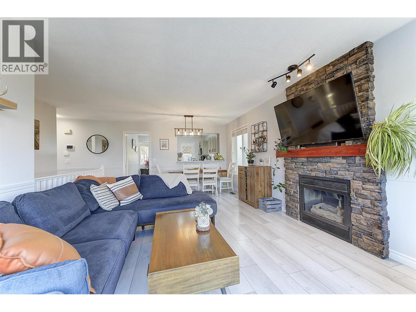  3656 Walnut Glen Drive, West Kelowna