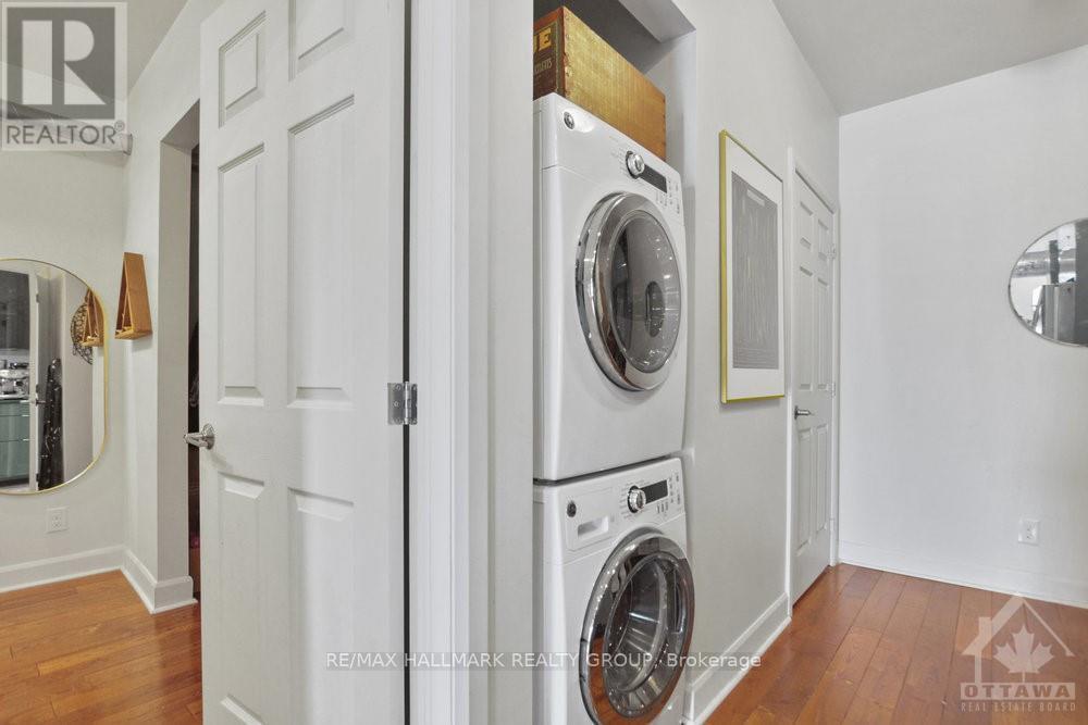 #206 65 MILL STREET - 25