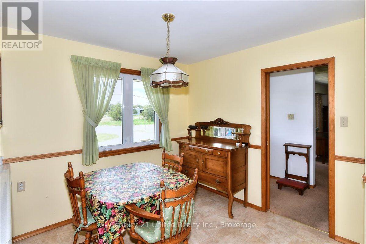 1541 COUNTY ROAD 4 - 13