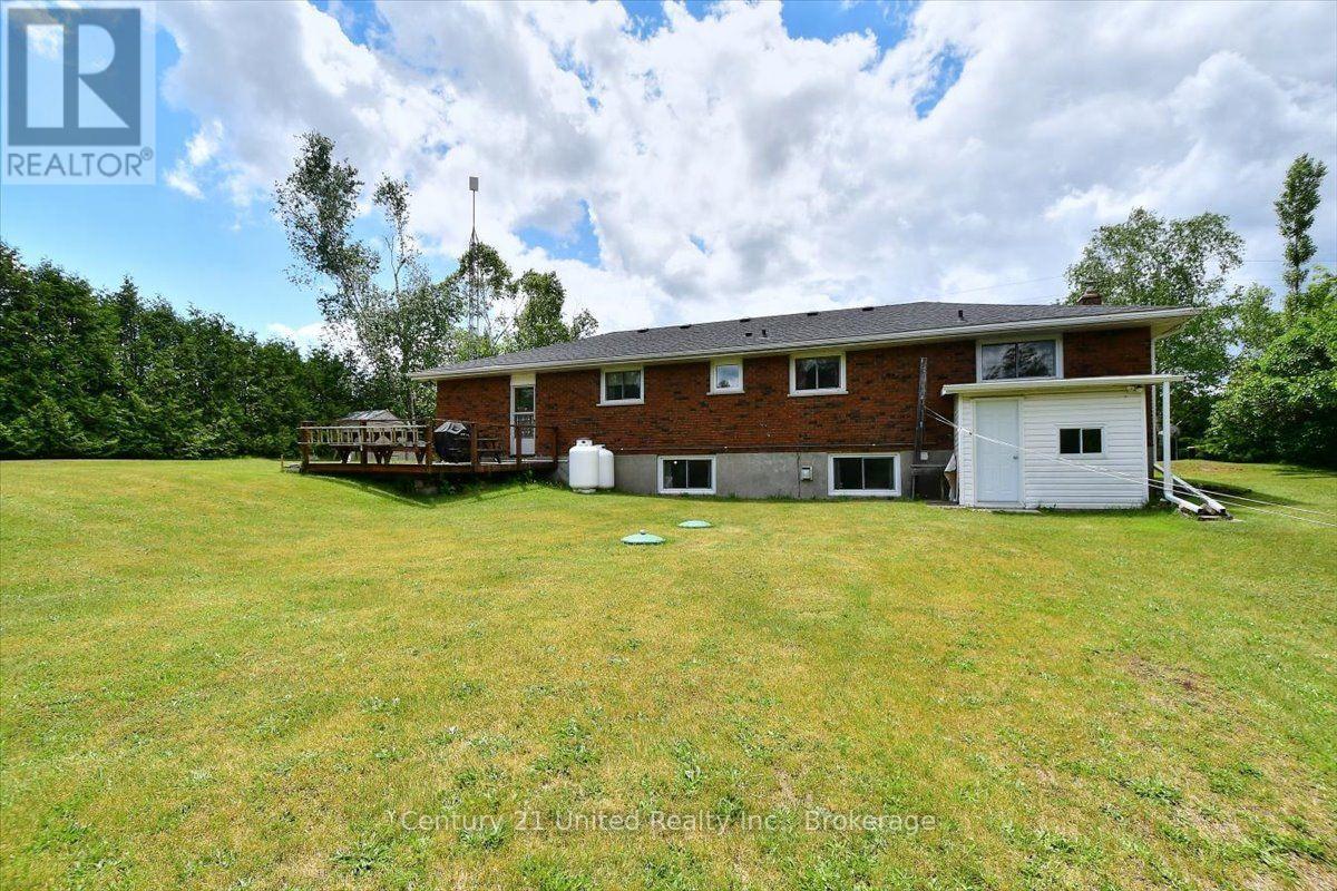 1541 COUNTY ROAD 4 - Image 37