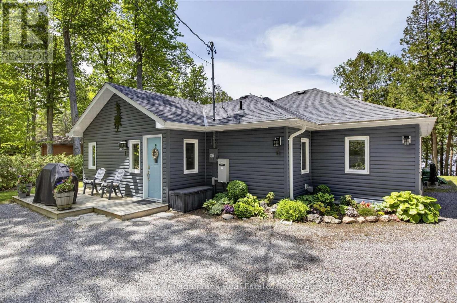 944 BIRCHCLIFF DRIVE - Image 11