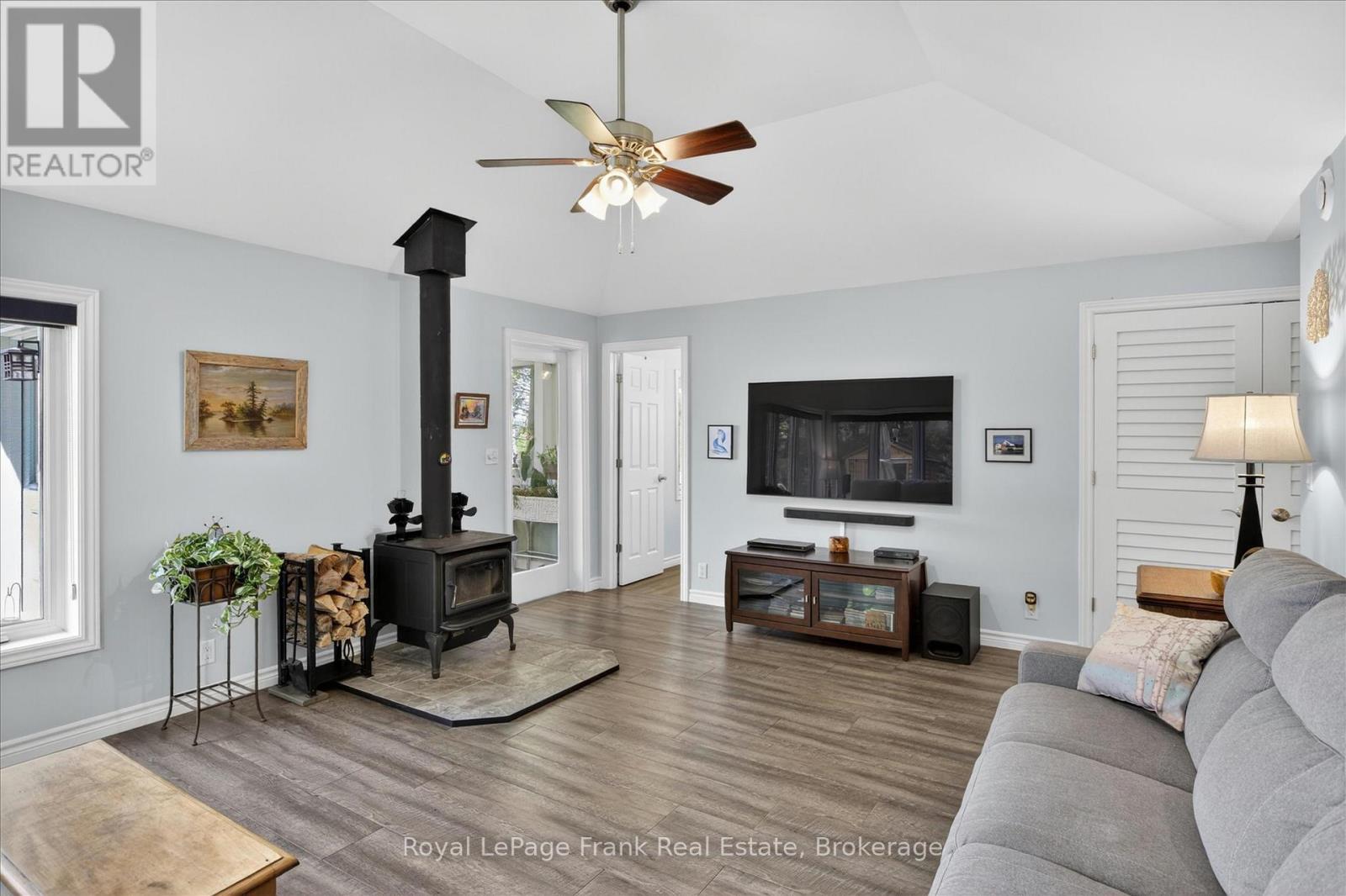 944 BIRCHCLIFF DRIVE - Image 20