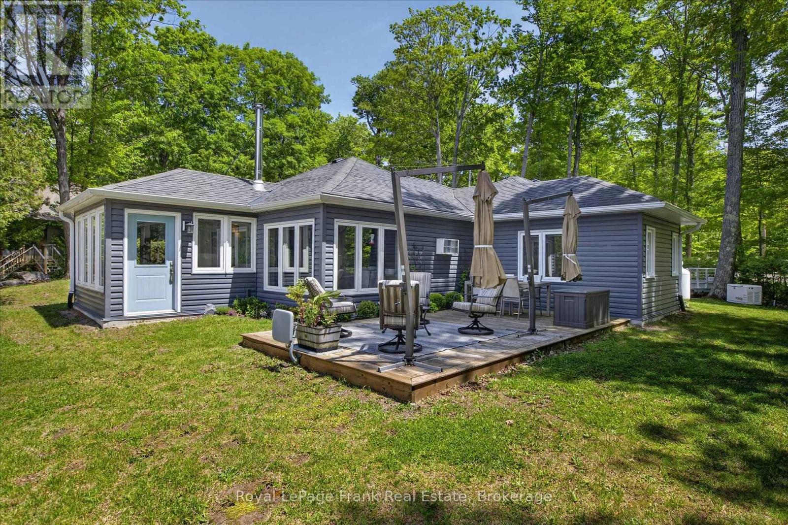 944 BIRCHCLIFF DRIVE - Image 9