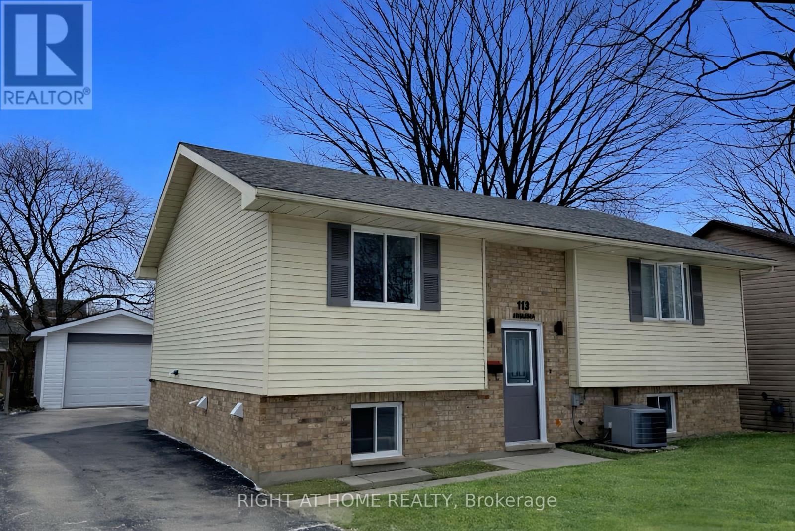 113 ANGLESEA STREET - 1