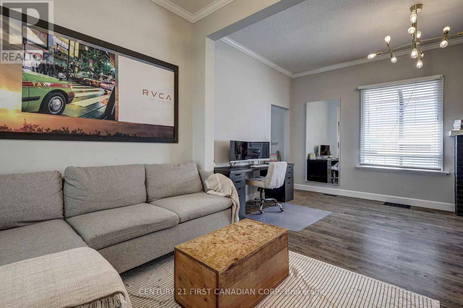 544 PALL MALL STREET - Image 19