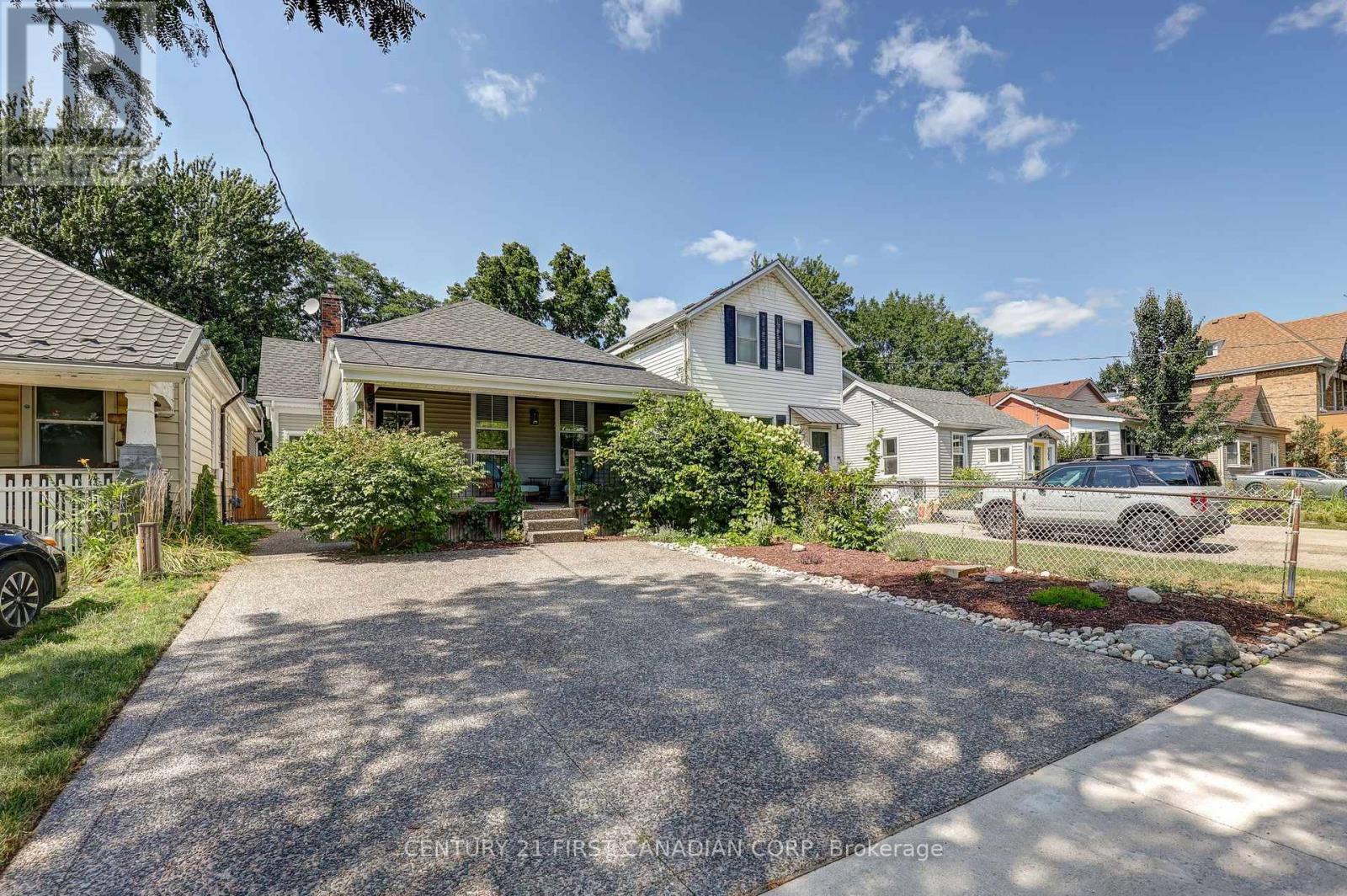 544 PALL MALL STREET - Image 4