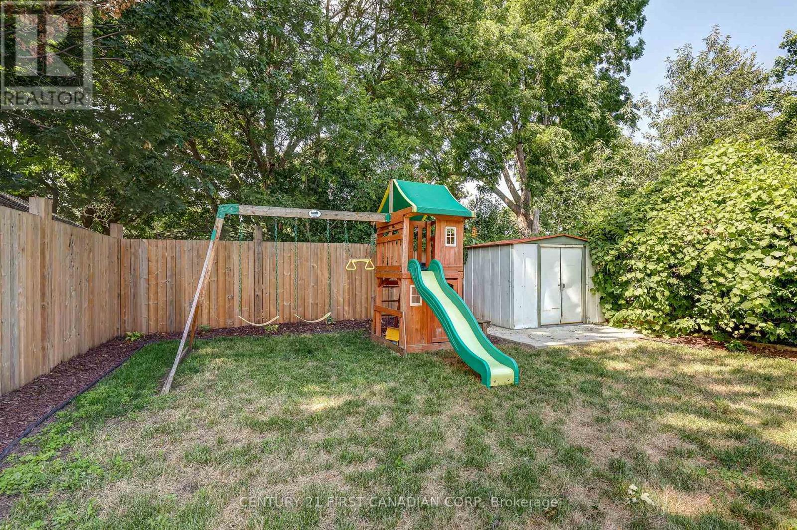 544 PALL MALL STREET - 50