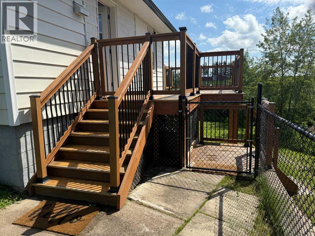 5005 47 Avenue - Photo 7