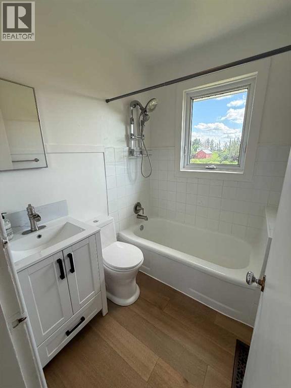 5005 47 Avenue - Photo 30
