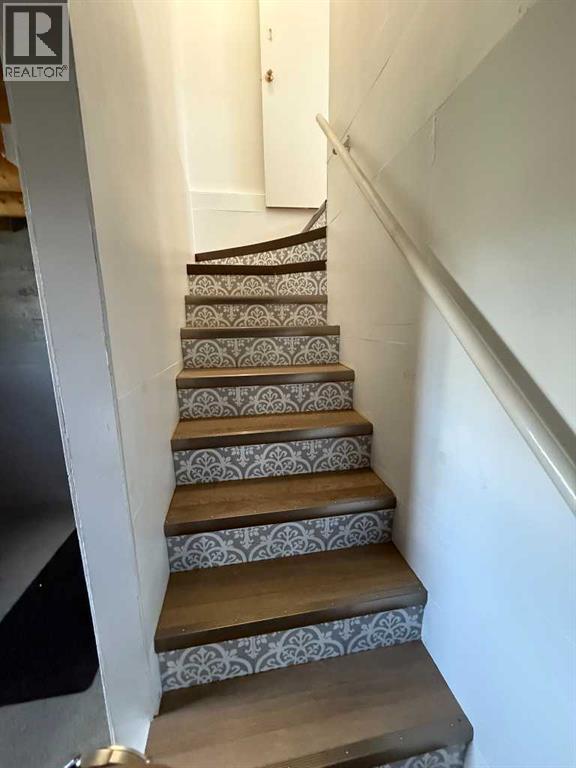 5005 47 Avenue - Photo 37