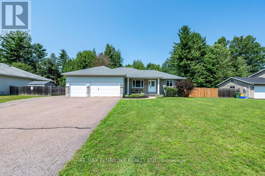 256 ORIOLE CRESCENT - 1