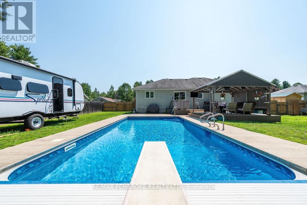 256 ORIOLE CRESCENT - Image 10