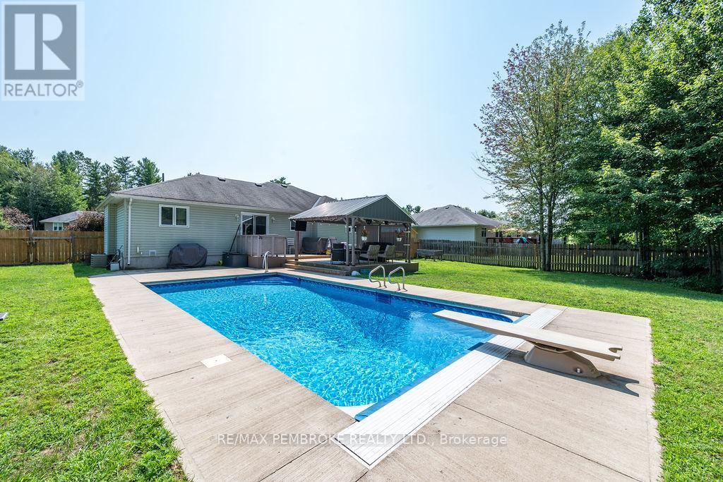 256 ORIOLE CRESCENT - Image 11