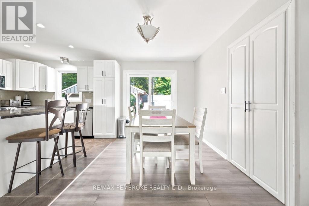 256 ORIOLE CRESCENT - Image 22