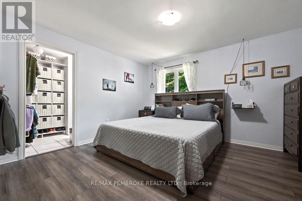 256 ORIOLE CRESCENT - Image 29